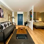 Bed & Breakfast Boreal Porto Gaia - Patio & Pool 4*