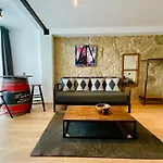 Bed & Breakfast Boreal Porto Gaia - Patio & Pool Vila Nova de Gaia