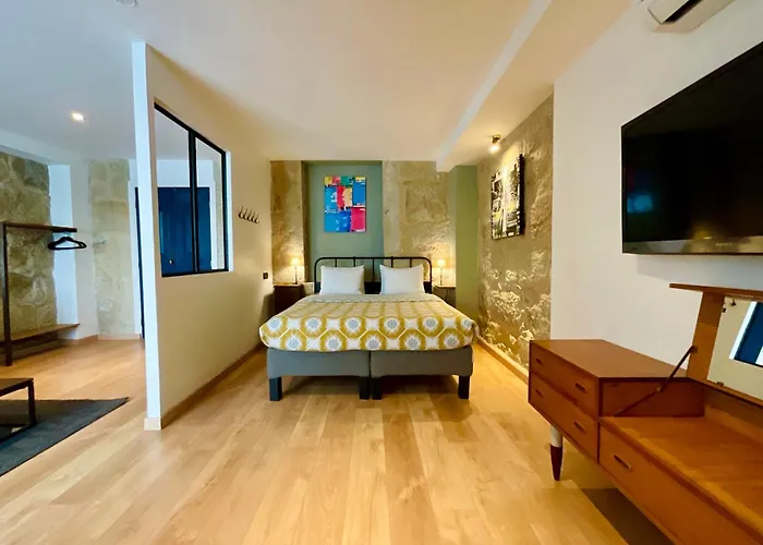 Boreal Porto Gaia - Patio & Pool Bed & Breakfast